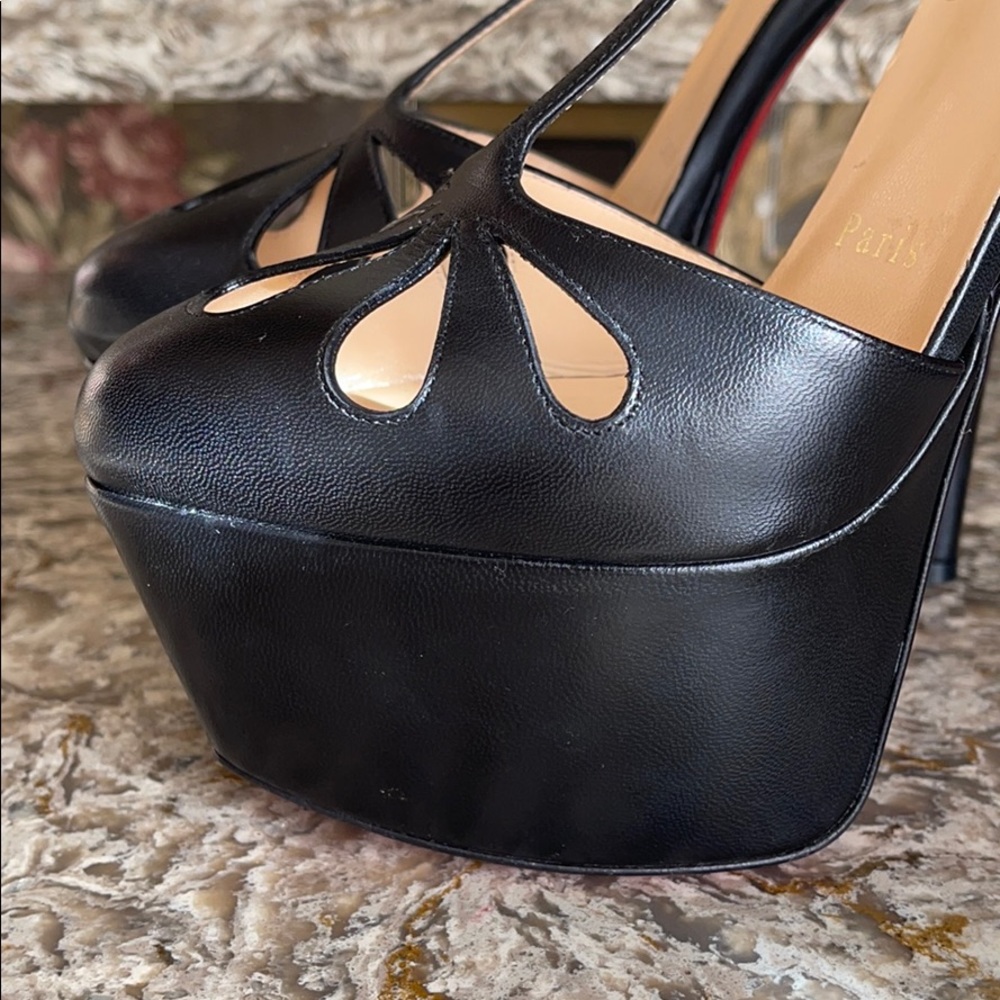 Christian Louboutin Amyada Colombe Leather Heels - Picture 4 of 10